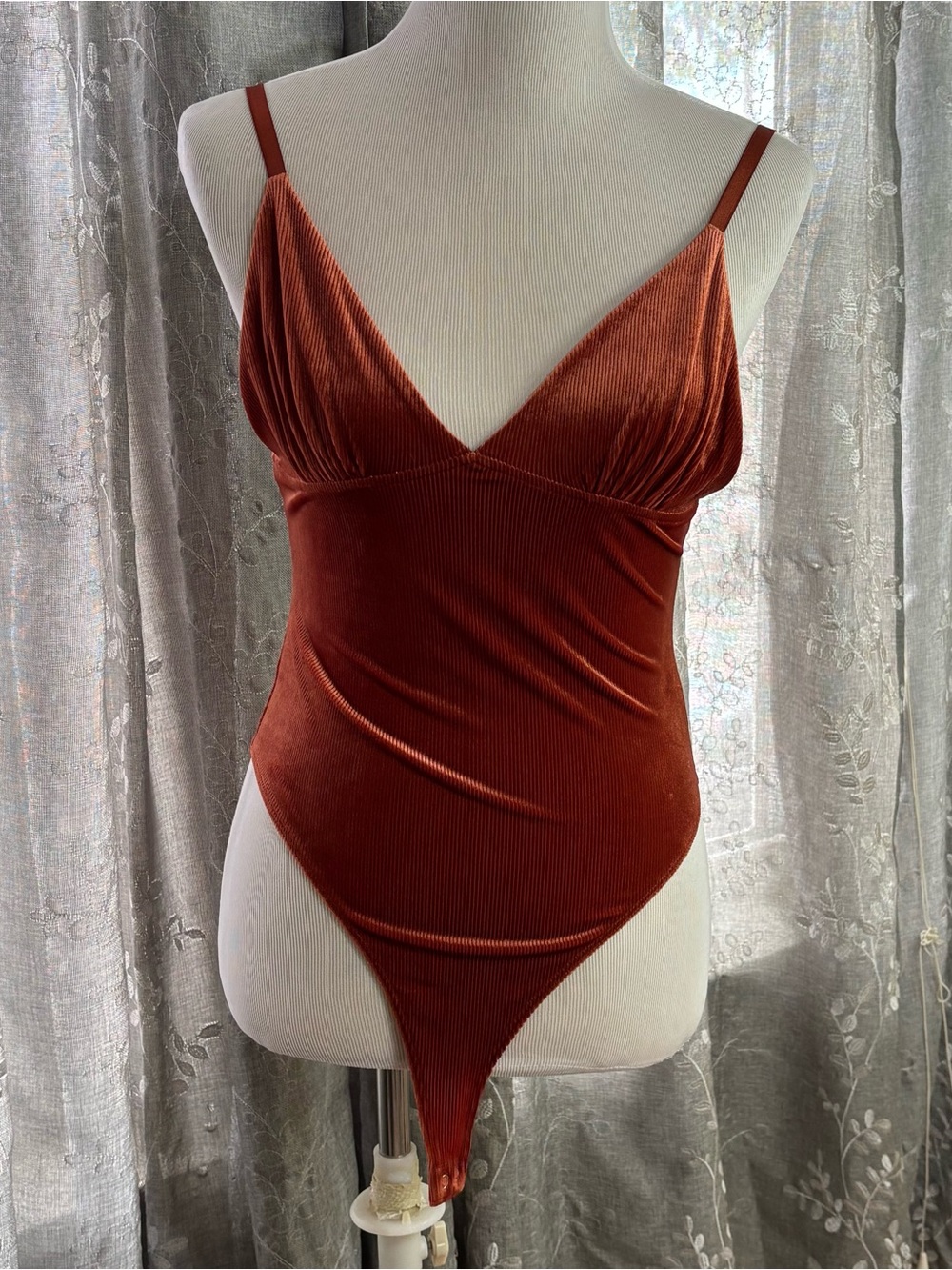 Forever 21 bodysuit women’s medium